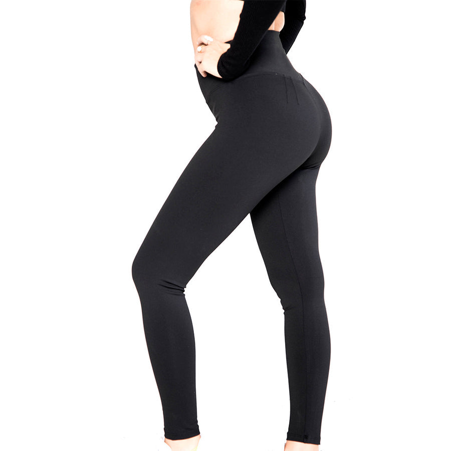 🥳 Viral V-Back Leggings just released! Grab yours before they're gone  🏃‍♀️💨 🛍️ LINK IN BIO!